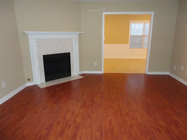 Building Photo - 1565 Margate Court