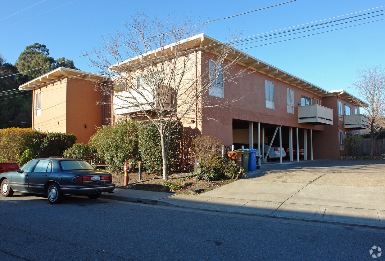 Foto del edificio - Rogers Greene Apartments