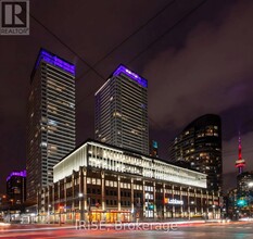 Building Photo - 19 Bathurst St