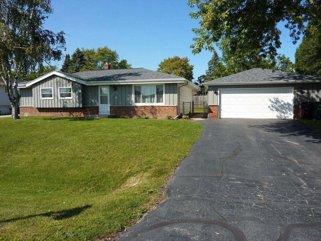Street View - 2940 Crestview Park Dr