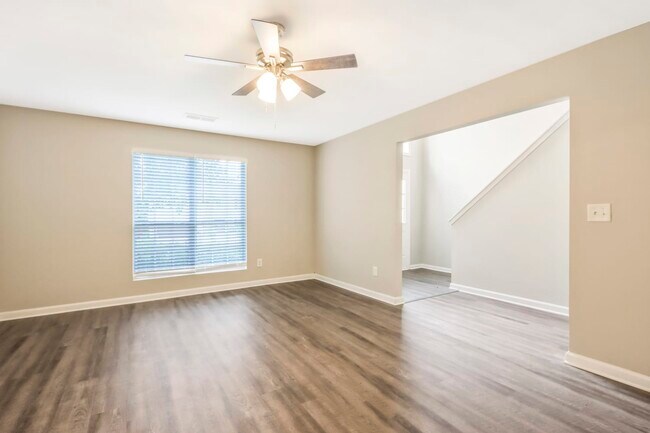 Building Photo - 8455 Browns Mill Trce