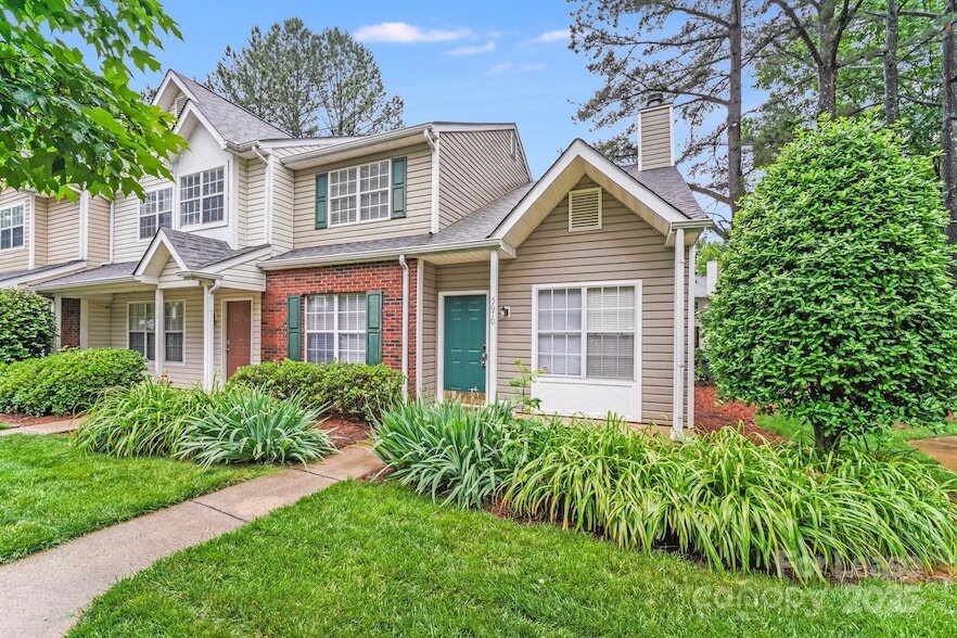 Foto principal - 5670 Prescott Ct
