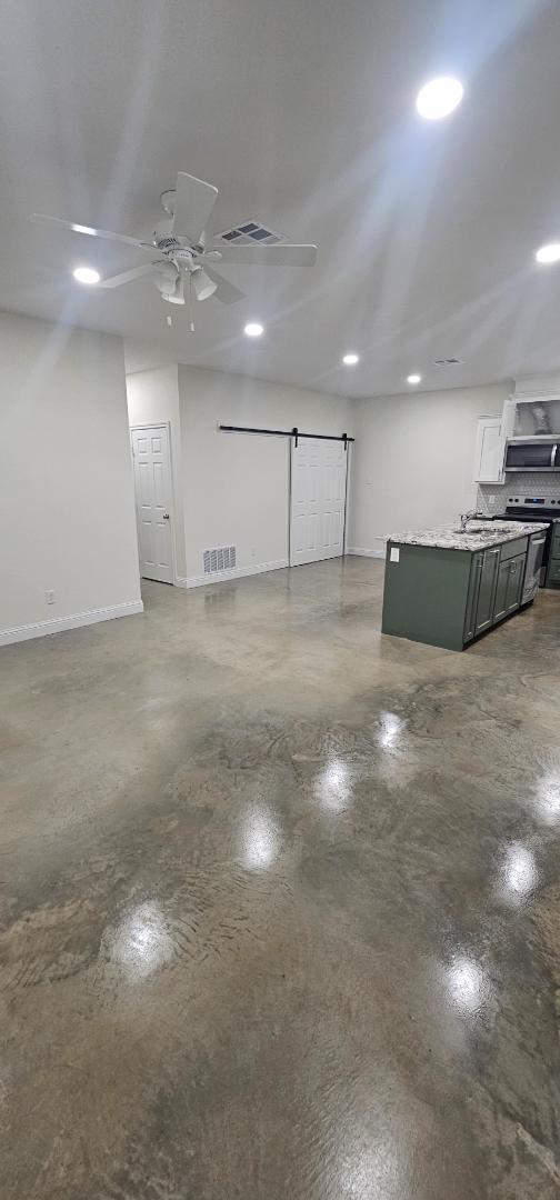 Foto del edificio - 406 S Andrews Dr
