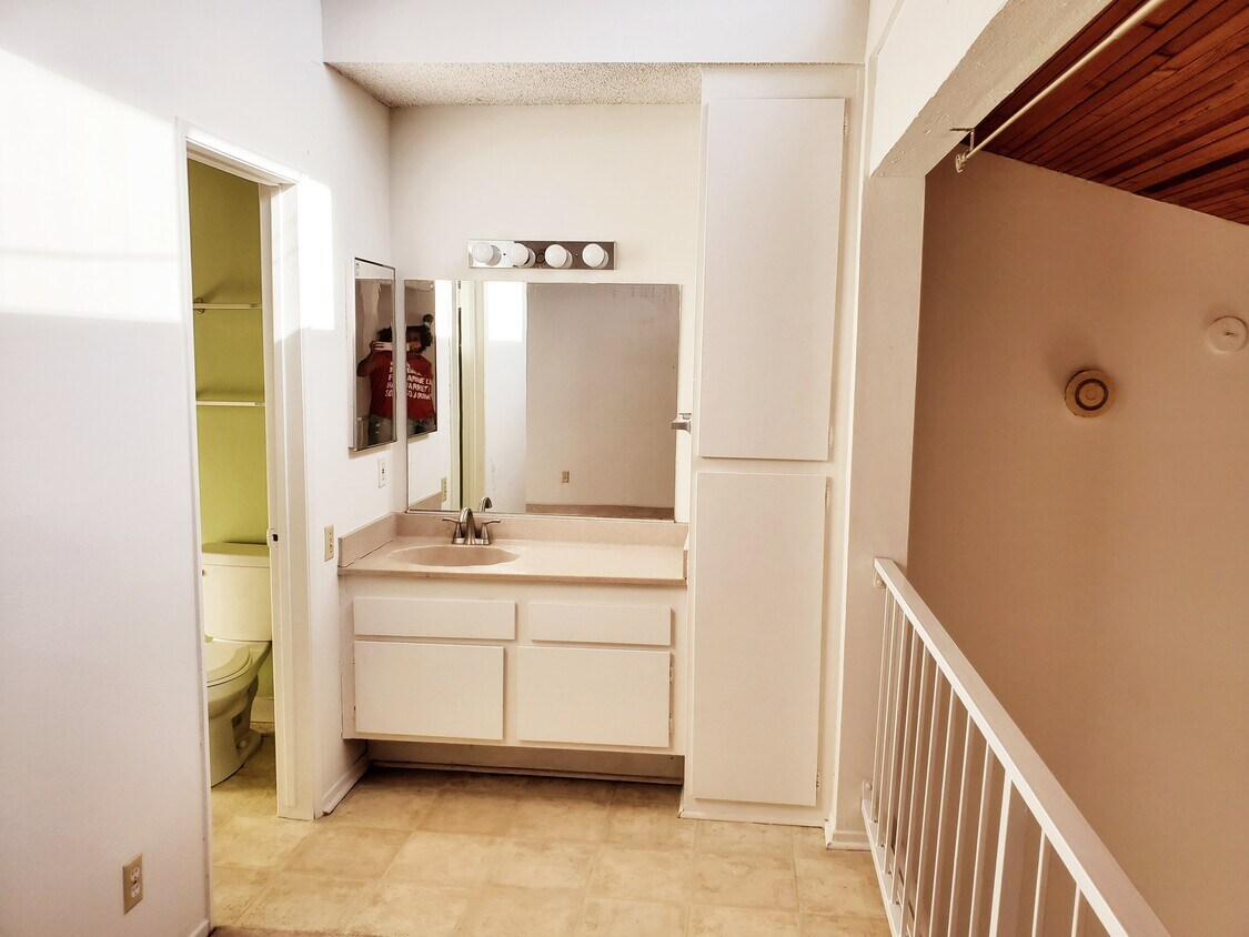 5460 White Oak Ave Unit D303 Townhomes In Encino Ca Westside Rentals