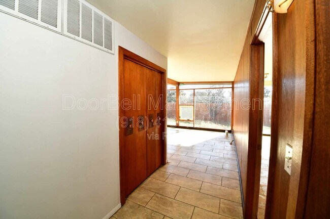 Foto del edificio - 5306 E 26th St