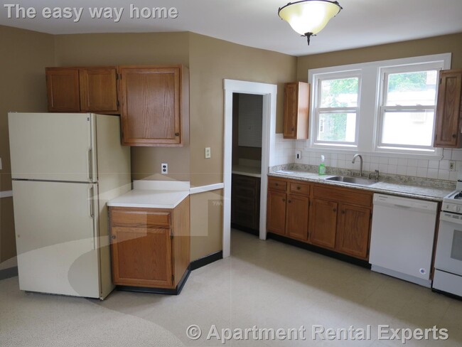 Foto del edificio - East Somerville 3+ Bedroom - Parking