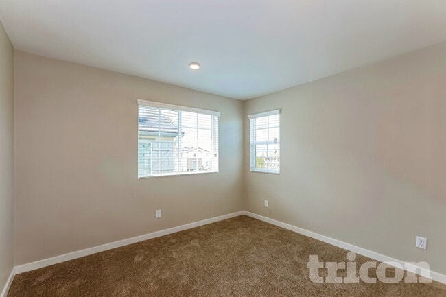 Building Photo - 31711 Willowood Way
