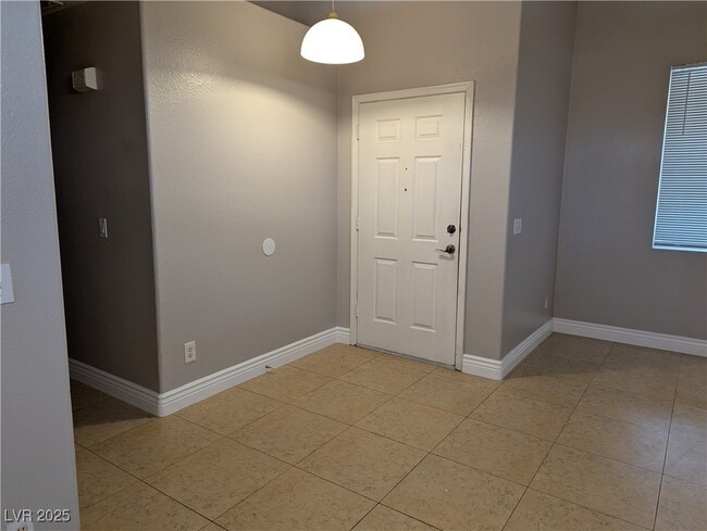 Building Photo - 5308 Wild Orchid St
