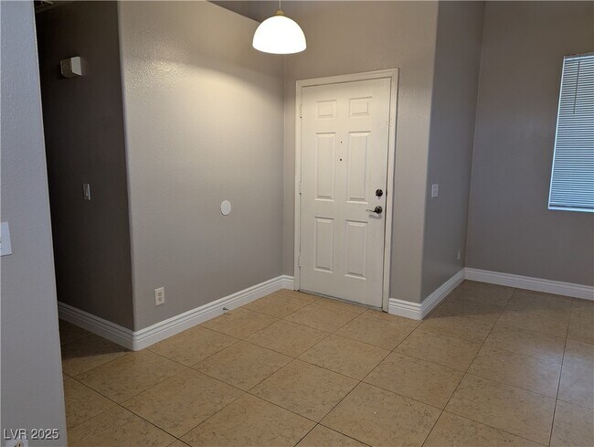 Foto del edificio - 5308 Wild Orchid St