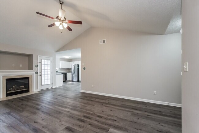 Building Photo - 13954 Dingess Rd