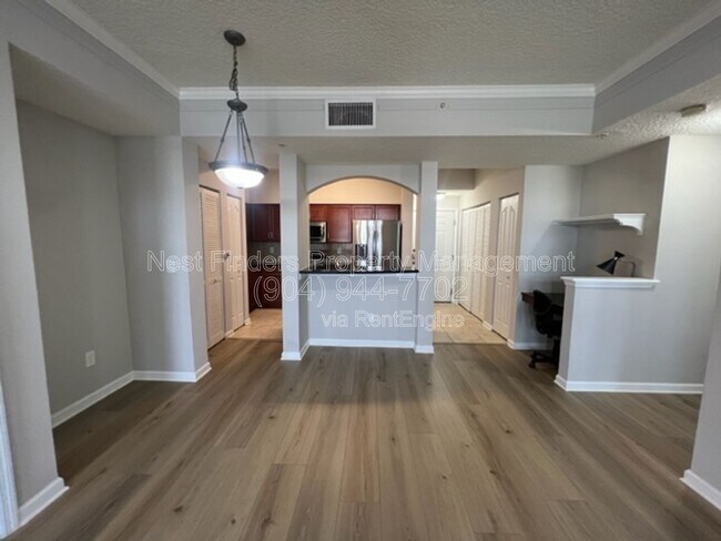 Foto del edificio - 10435 Mid Town Pkwy