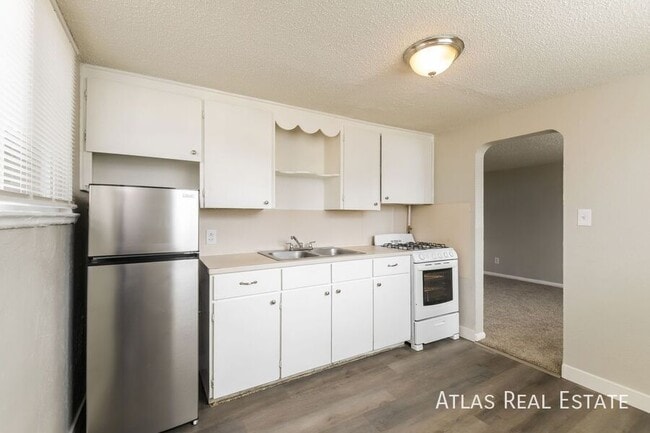 Photo - 5629 W 14th Ave Apartment