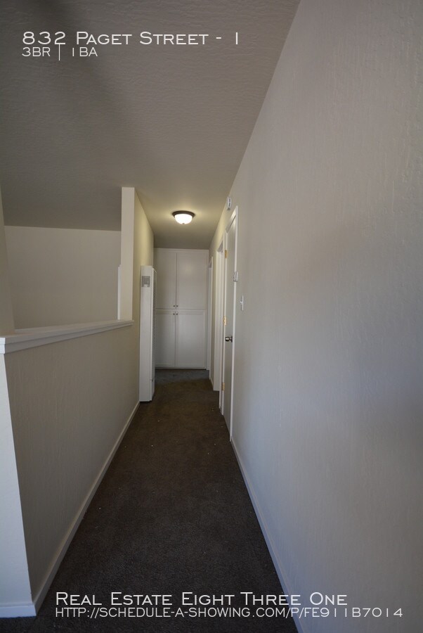 Building Photo - 832 Paget Ave