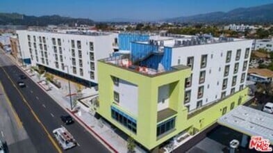 Building Photo - 521 W Colorado St
