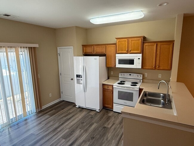 Foto del edificio - 13725 Calloway Glen Dr