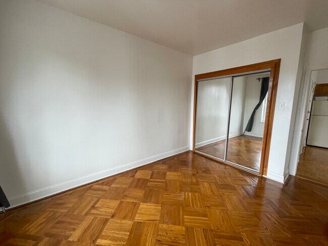 BR Closet - 1067 64th St