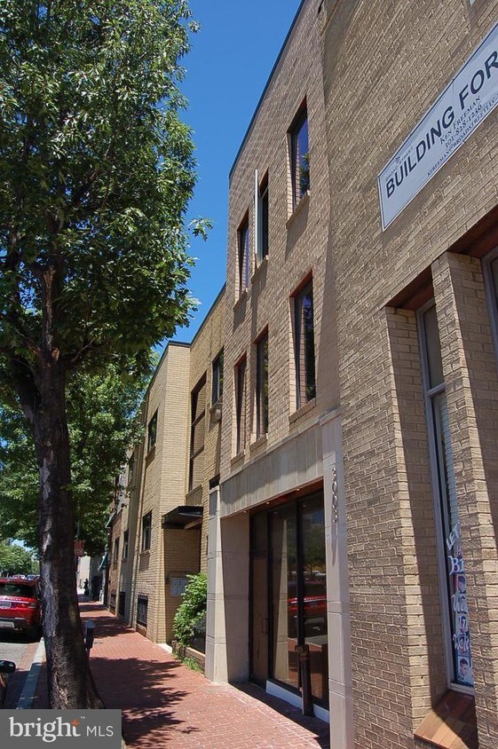 Primary Photo - 3003 Georgia Ave NW