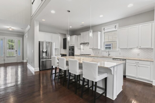 Foto del edificio - 1050 Glen Mill Ct