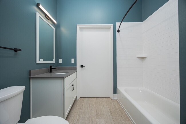 Interior Photo - The Frisbie