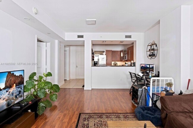 Foto del edificio - 7350 SW 89th St