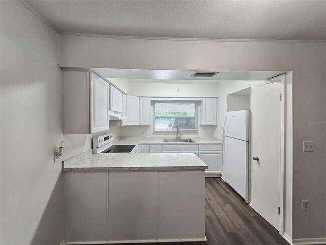 Building Photo - 5027 34th St W