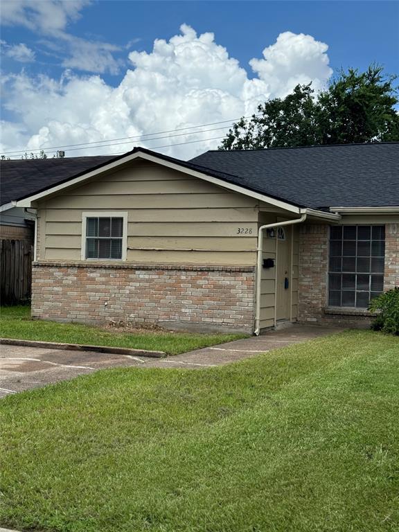 Primary Photo - 3228 Scotch Moss Ln
