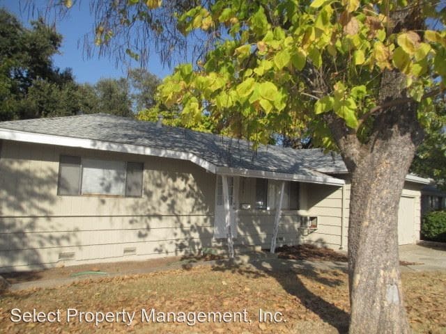 Building Photo - 8855 Lance Ave
