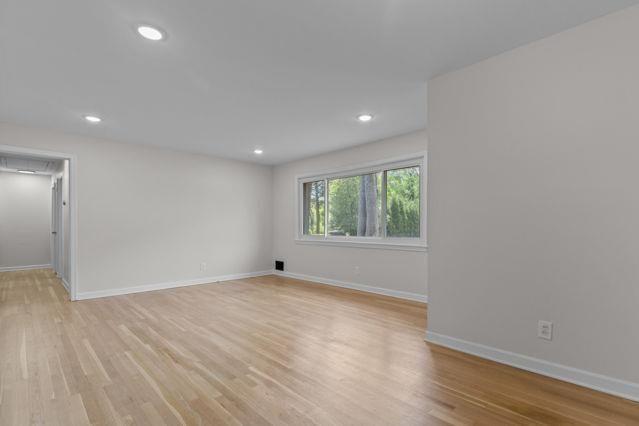 Foto del edificio - 8 Larose Dr SW