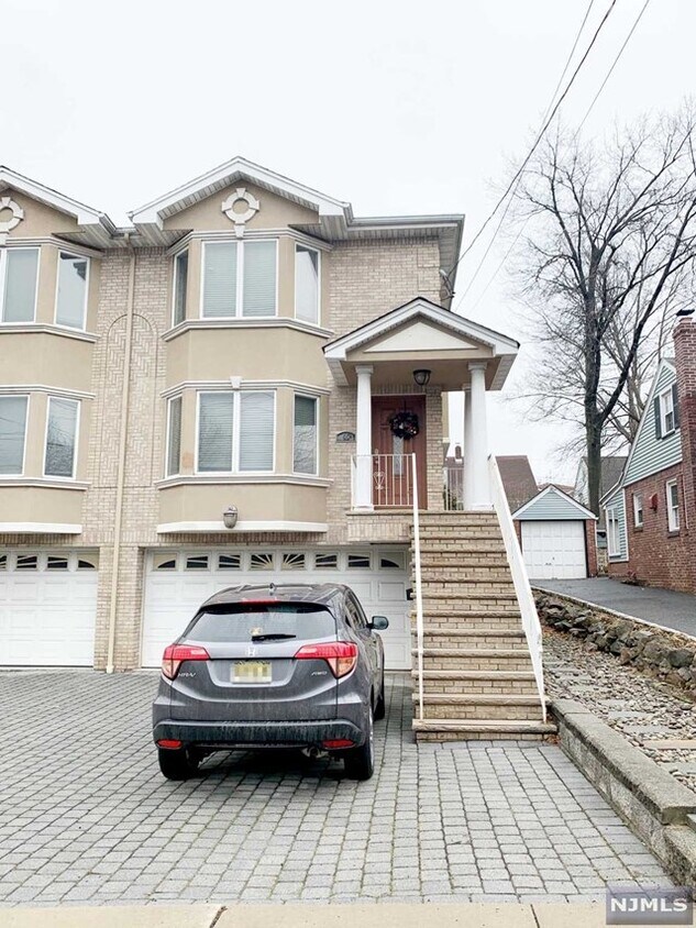 Foto principal - 55 W Columbia Ave