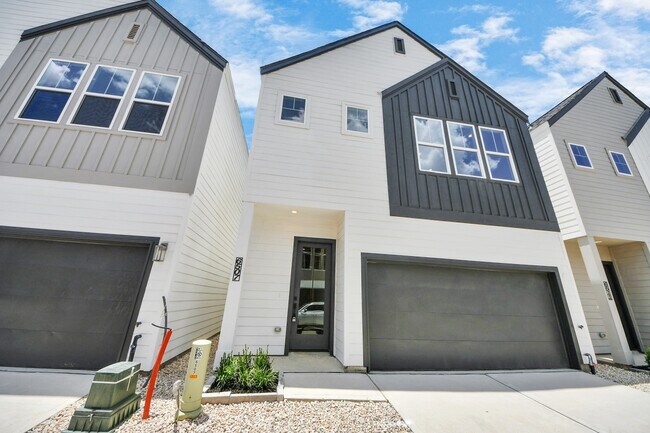 Building Photo - 6515 Old Olive Tree Dr