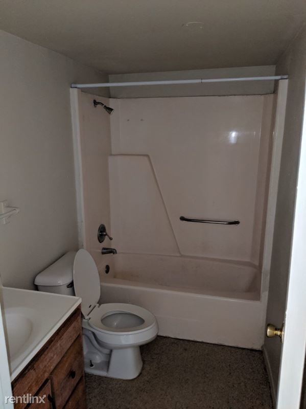 Building Photo - 1 br, 1 bath Apartment - 305 Reagan Rd.