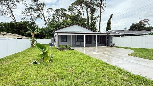 Building Photo - 37542 Eiland Blvd