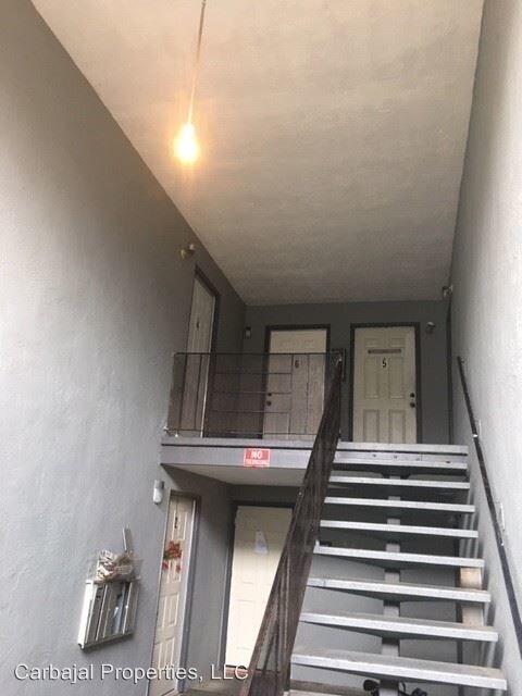 Foto del edificio - 1551 Lacey Ct