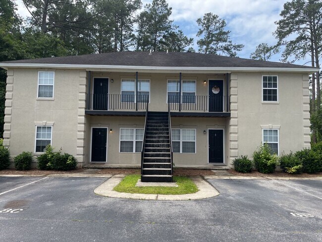 Foto del edificio - 22 E Dubois St