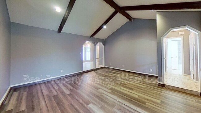Building Photo - 6403 San Juan Ave