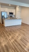 Building Photo - 421 1508