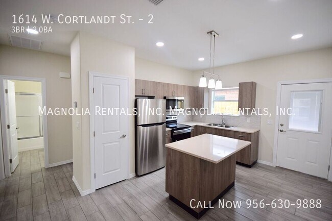 Foto del edificio - 1614 W Cortlandt St