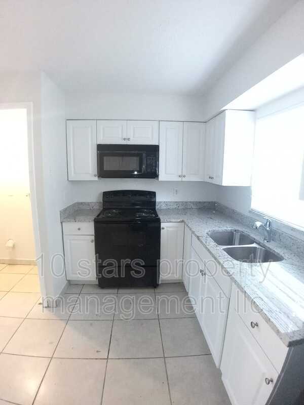 Foto del edificio - 4821 E Temple Heights Rd