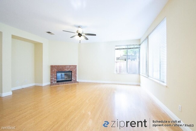 Building Photo - 4 br, 3 bath House - 28216 Tierra Vista Ro...
