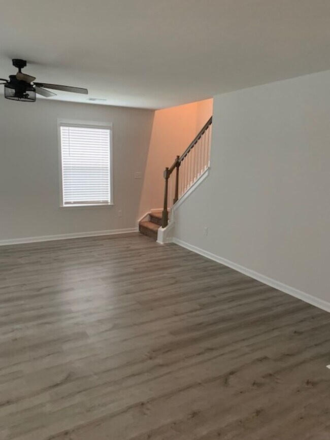 Foto del edificio - 7114 Luna Mae Ct