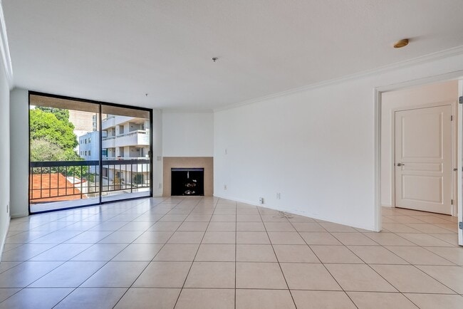 Foto del edificio - 7320 Hawthorn Ave