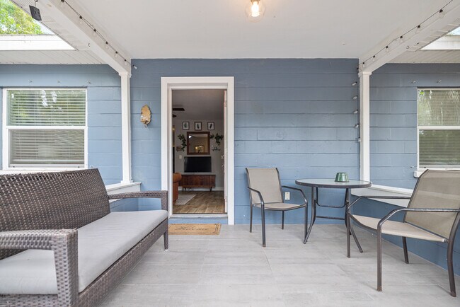 Foto del edificio - 2950 Freemont Terrace S