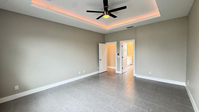 Foto del edificio - BEAUTIFUL 4/2 IN POINCIANA!