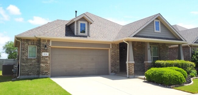 Foto del edificio - 812 Dove Cv