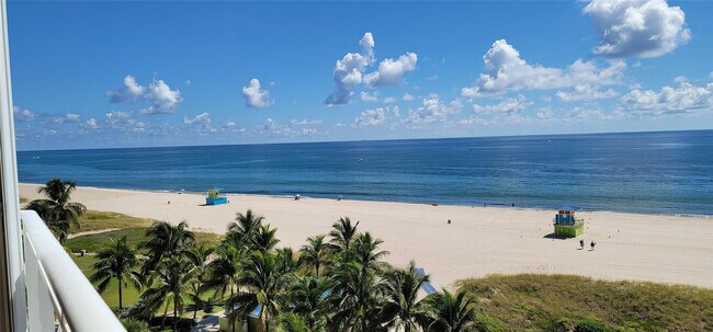 Building Photo - 328 N Ocean Blvd