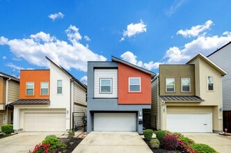 Building Photo - 1811a Wichita St