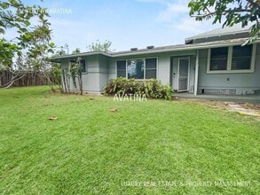 Building Photo - 117 N Kalaheo Ave