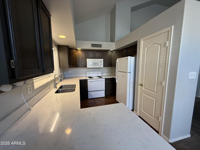 Building Photo - 5665 W Galveston St