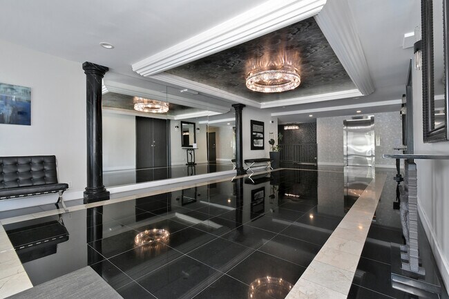 Building Photo - 1351 N Crescent Heights Blvd