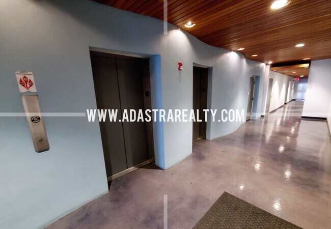 Foto del edificio - Ultimate Urban Living, Incredible Amenities!!-Beautiful Studio Apartment in Downtown KC-Coming SO...